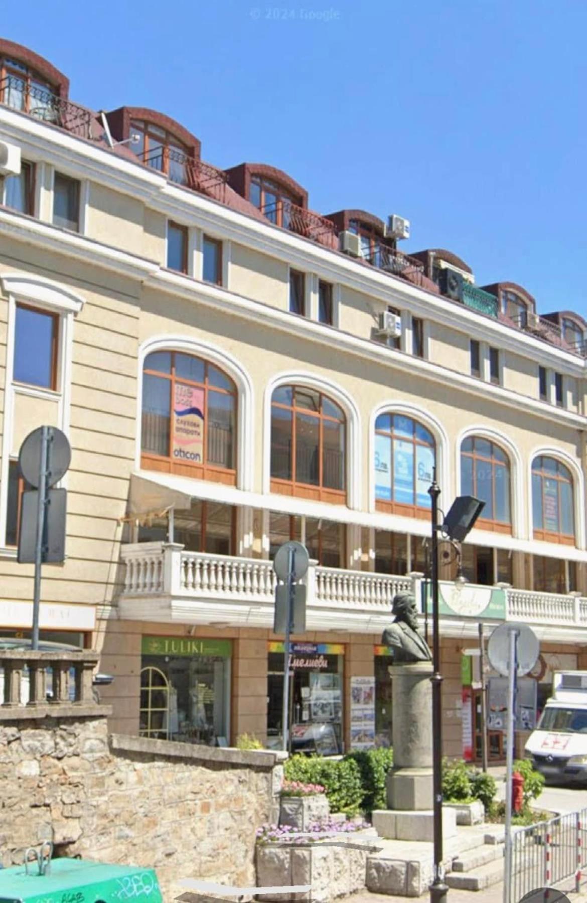 Victoria Hotel Rooms & Victoria Apartment Veliko Tărnovo Esterno foto
